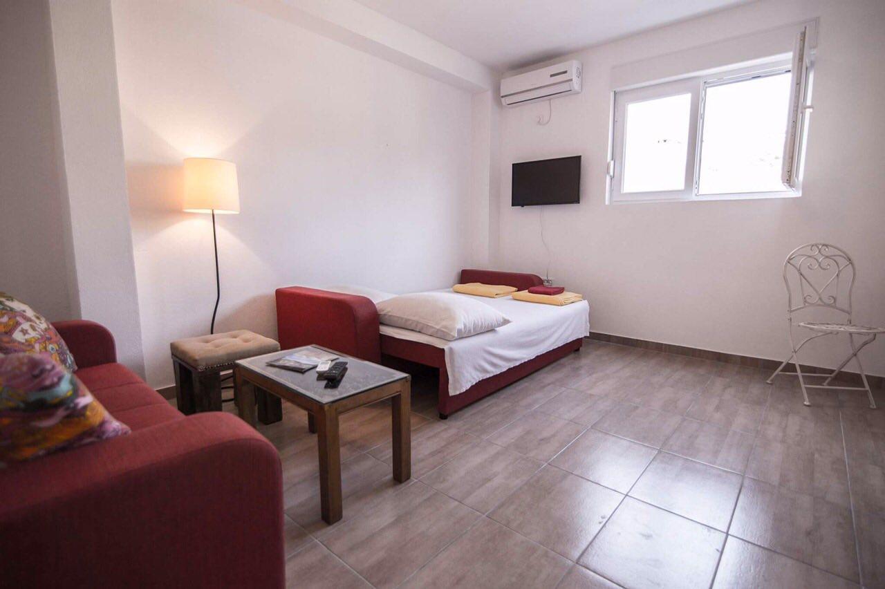 Sky Apartment 特雷比涅 外观 照片